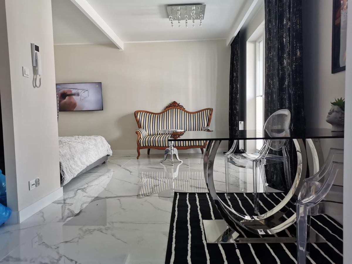Art Apartament Apartment กดัญสก์ ภายนอก รูปภาพ