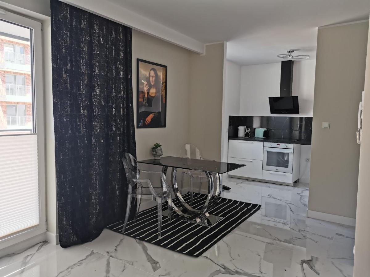 Art Apartament Apartment กดัญสก์ ภายนอก รูปภาพ